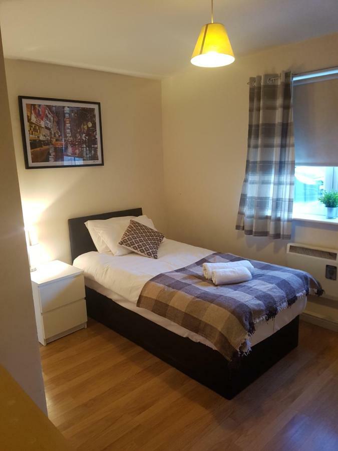 Livingston Business And Contractor Apartment Εξωτερικό φωτογραφία