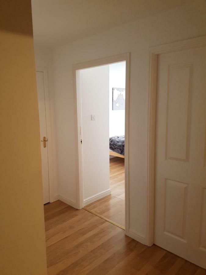 Livingston Business And Contractor Apartment Εξωτερικό φωτογραφία